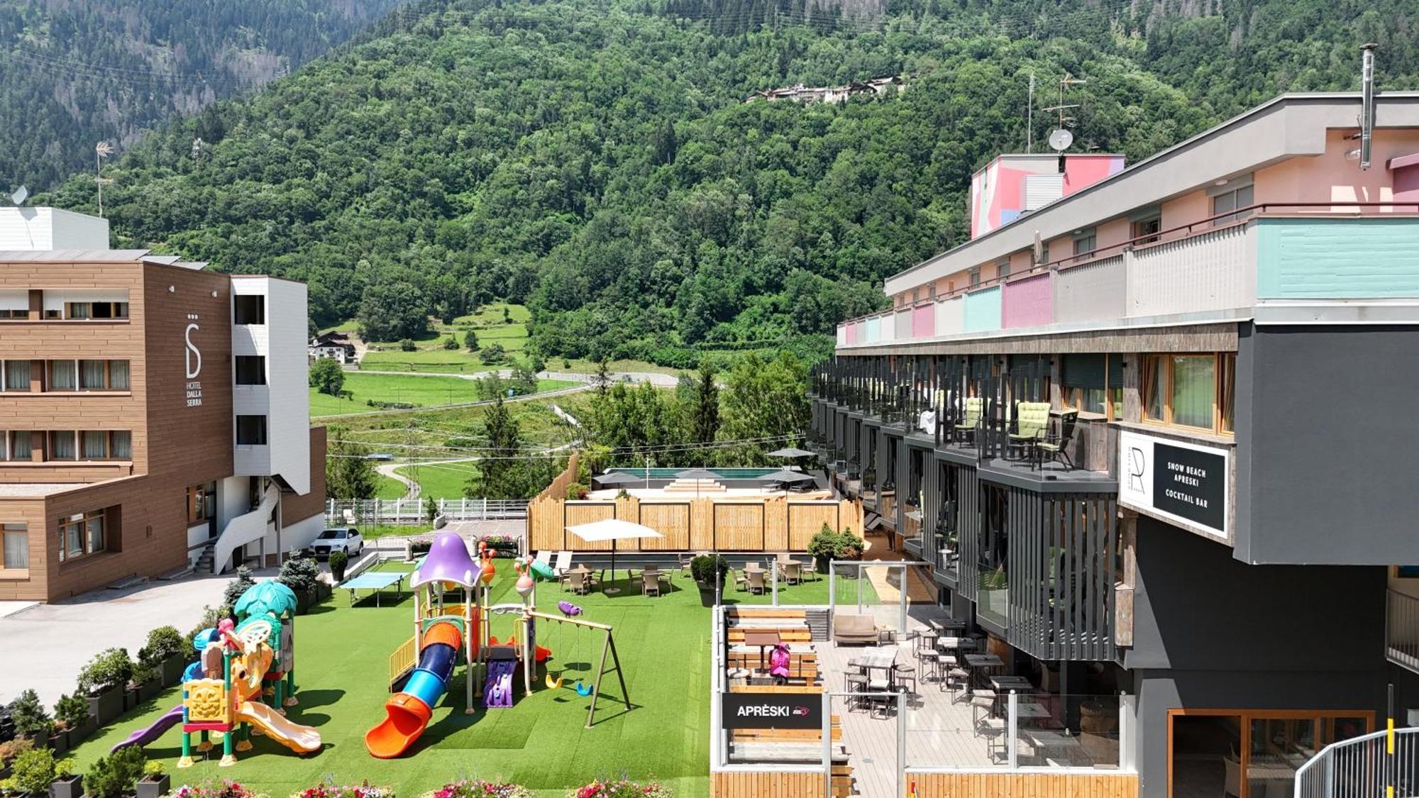 Ravelli Sporting Hotel Mezzana  Exterior photo
